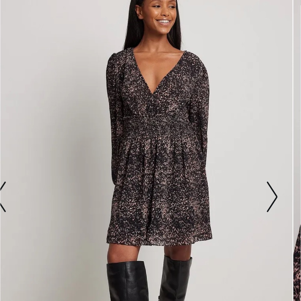 NA-KD Boho Structured Smock Waist Dress